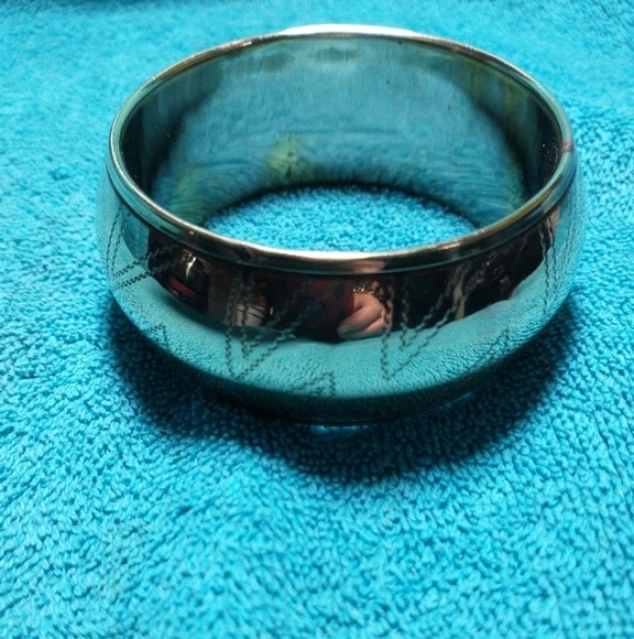 Gold Brass Etched Bangle Bracelet wide large mirror finish vintage - Picture 6 of 8